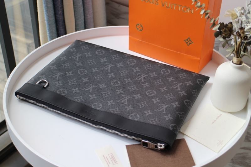 Louis Vuitton Clutch Bags